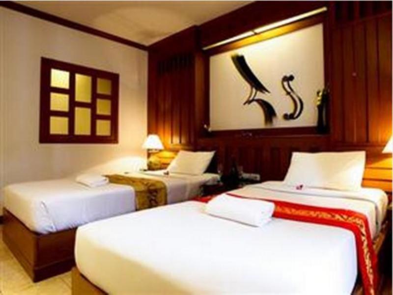 Cello Hotel Patong Luaran gambar