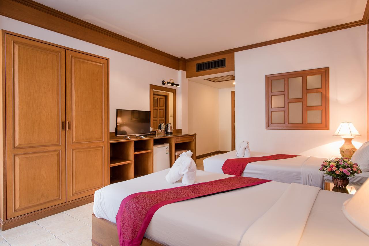 Cello Hotel Patong Luaran gambar