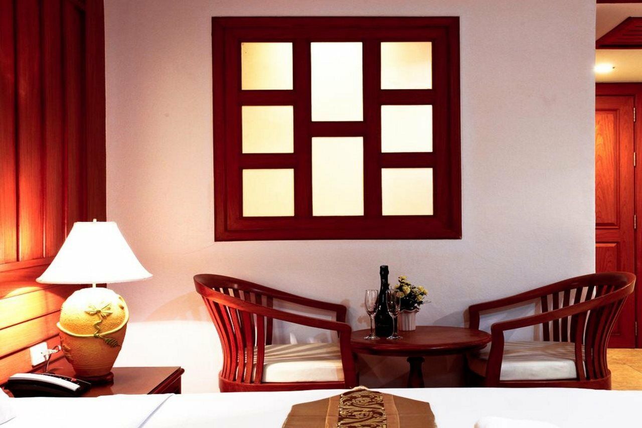 Cello Hotel Patong Luaran gambar